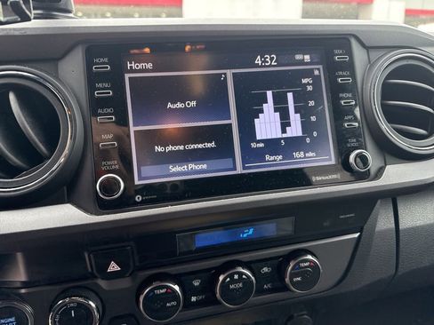 Used 2023 Toyota Tacoma TRD Sport w/ Technology Package image 10