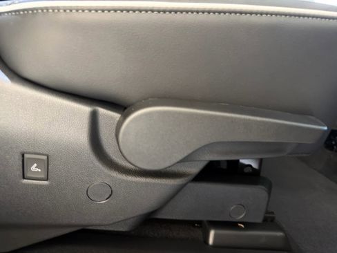 New 2026 Buick Enclave Sport Touring w/ Power Package image 38