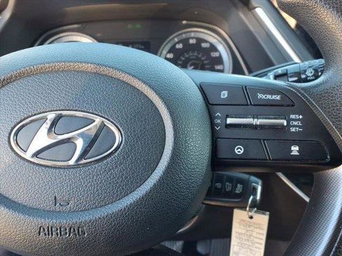 Used 2022 Hyundai Sonata SE image 20