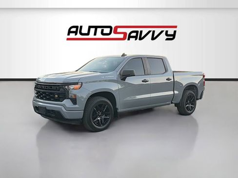Used 2024 Chevrolet Silverado 1500 Custom RWD image 3
