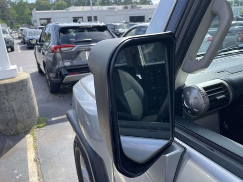 Used 2007 Toyota FJ Cruiser 4WD image 31