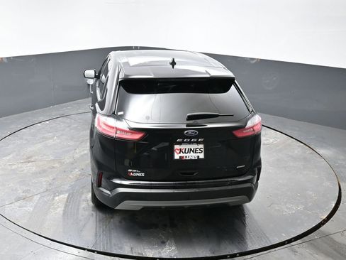Used 2024 Ford Edge SEL image 47
