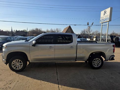 Used 2020 Chevrolet Silverado 1500 LT w/ Trailering Package image 4