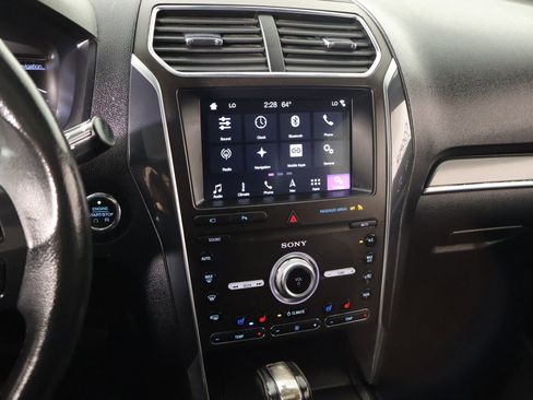 Used 2019 Ford Explorer Sport w/ Equipment Group 401A image 5