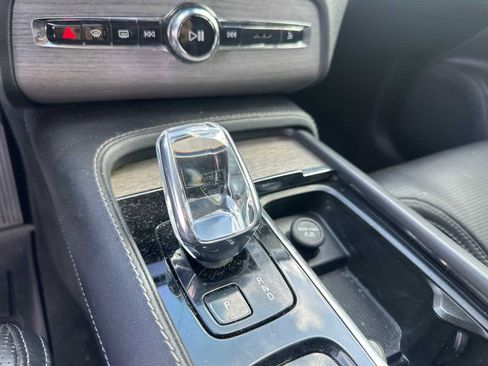 Used 2023 Volvo XC90 T8 Ultimate w/ Protection Package Premier image 19