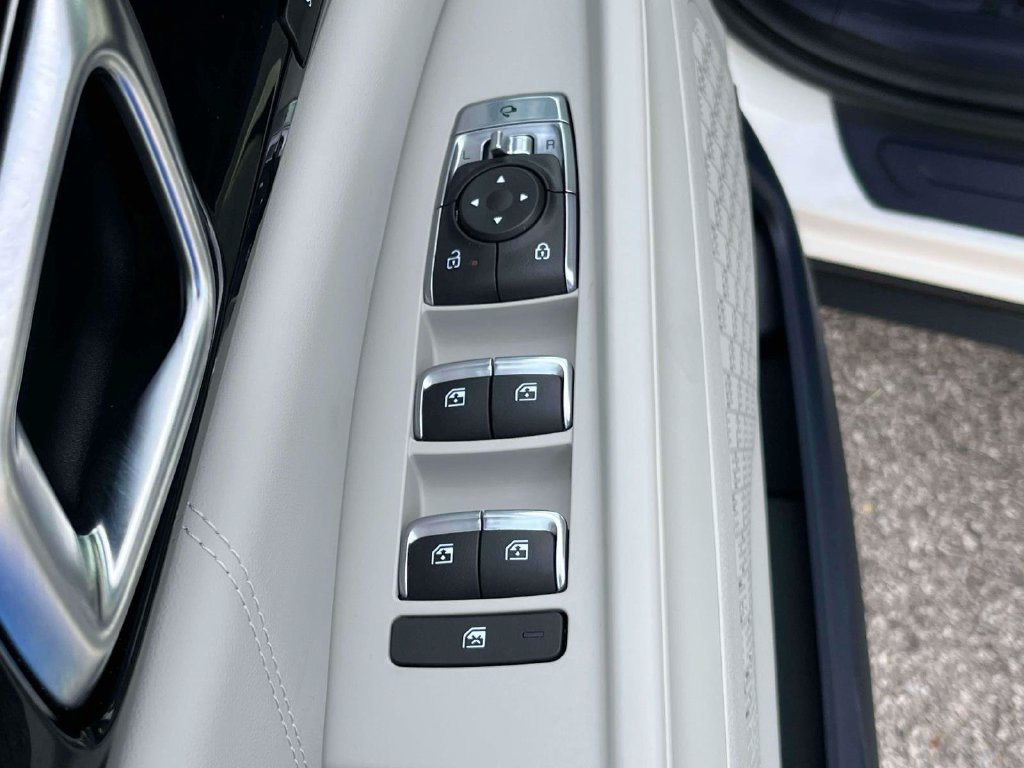 Certified 2026 Kia Carnival SX Prestige FWD image 15