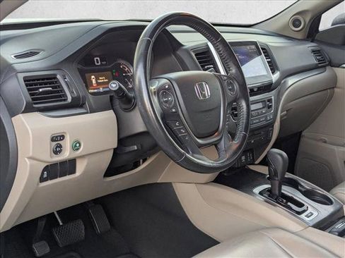 Used 2018 Honda Pilot EX-L image 10