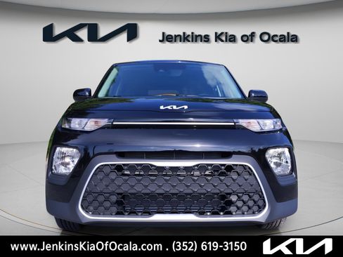 Used 2022 Kia Soul LX w/ Technology Package image 9