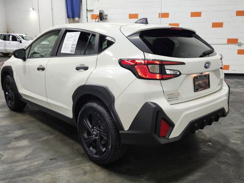Used 2024 Subaru Crosstrek 2.0i image 13