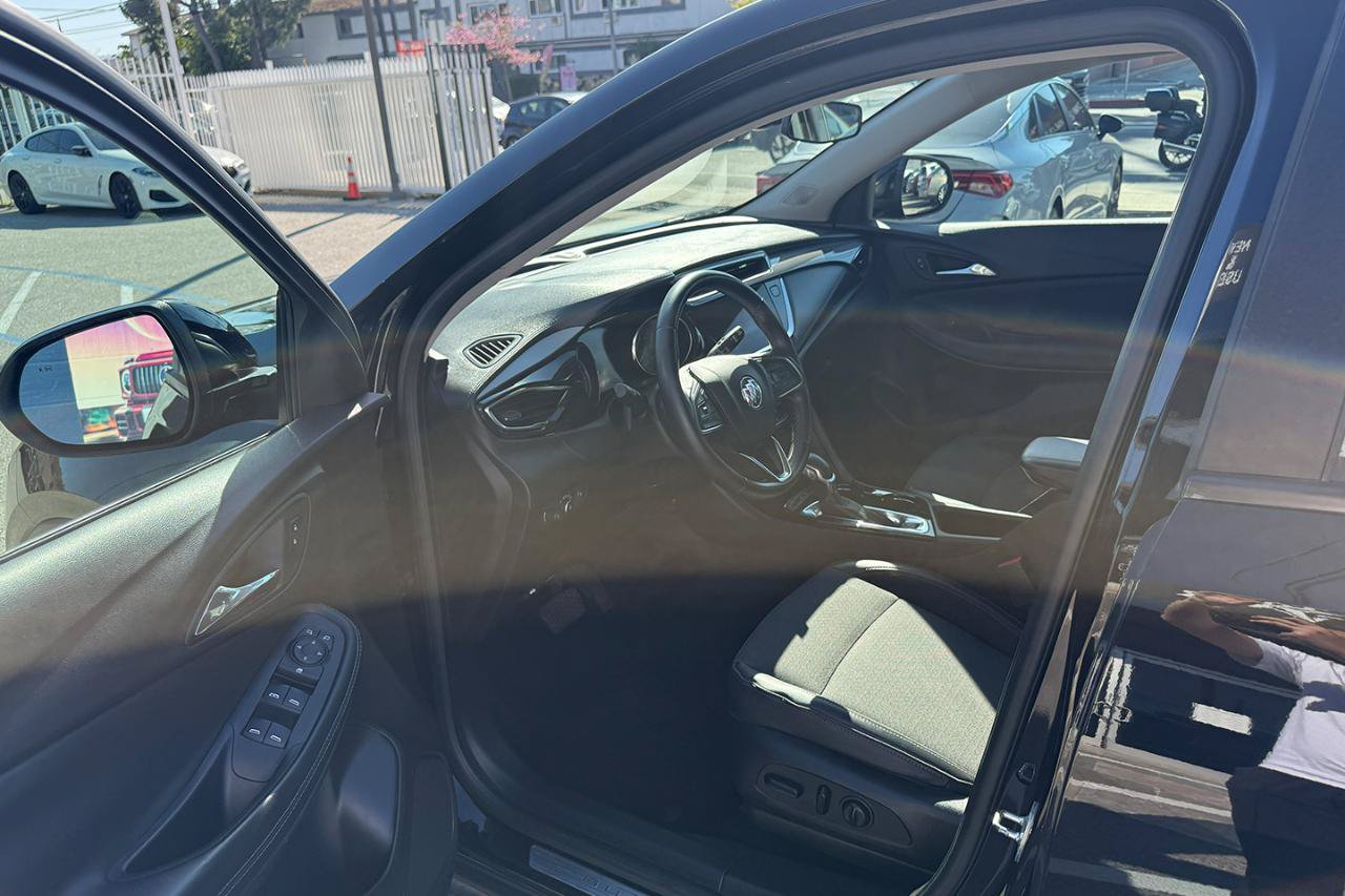 Used 2021 Buick Encore GX Select FWD image 16