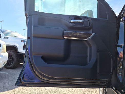 Used 2020 Chevrolet Silverado 3500 LT w/ Convenience Package AWD/4WD image 12