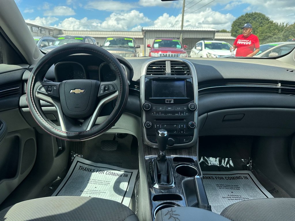 Used 2014 Chevrolet Malibu LT w/ Power Convenience Package FWD image 9