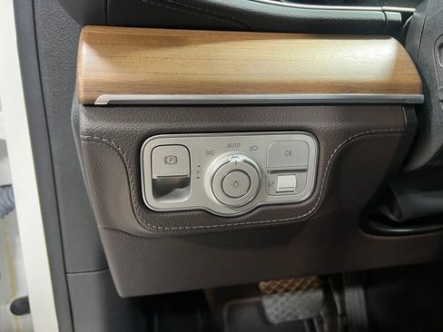 Used 2022 Mercedes-Benz GLE 350 4MATIC image 19