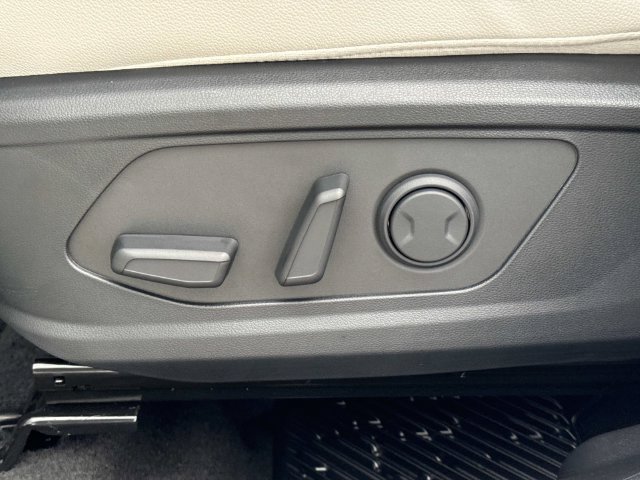 New 2026 Hyundai Tucson Limited FWD image 20