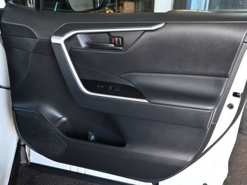 Used 2023 Toyota RAV4 LE image 41