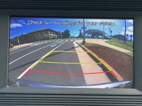 Used 2019 Hyundai Elantra SE image 18