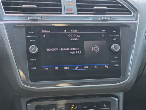 Used 2022 Volkswagen Tiguan SEL R-Line image 26