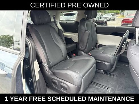 Used 2024 Kia Carnival SX Prestige FWD image 11