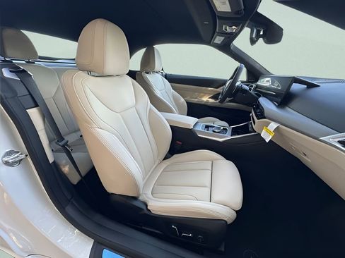 New 2026 BMW 430i Convertible w/ Premium Package image 28