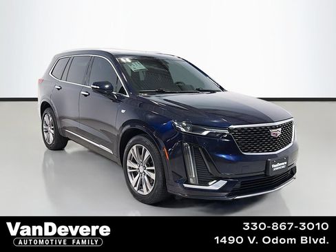 Used 2022 Cadillac XT6 Premium Luxury AWD/4WD image 1