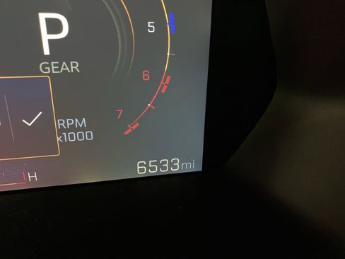 Used 2024 Chevrolet Colorado ZR2 w/ Technology Package image 12