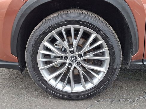 Used 2025 Lexus NX 350 AWD w/ Premium Package image 9