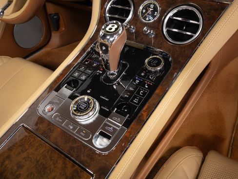 Used 2020 Bentley Continental GT AWD/4WD image 47