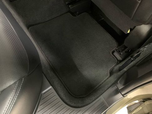 Used 2023 Subaru Forester Limited image 26