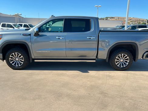 Used 2020 GMC Sierra 1500 Denali w/ Denali Ultimate Package AWD/4WD image 2