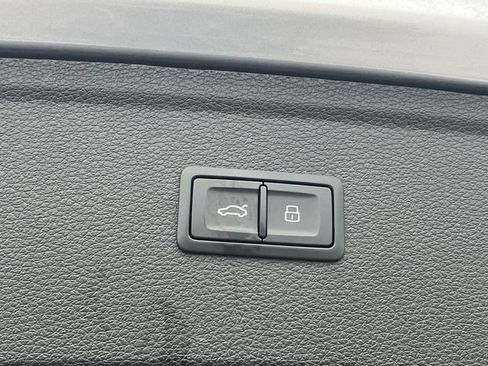 Used 2022 Audi Q5 2.0T Premium Plus image 22