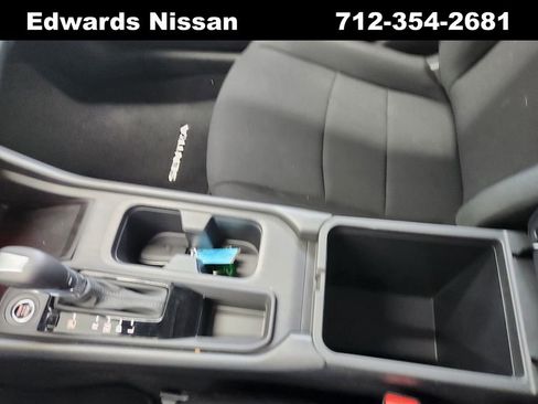 Used 2025 Nissan Sentra S image 27