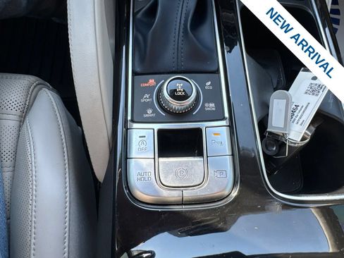 Used 2024 Kia Telluride SX Prestige AWD/4WD image 28