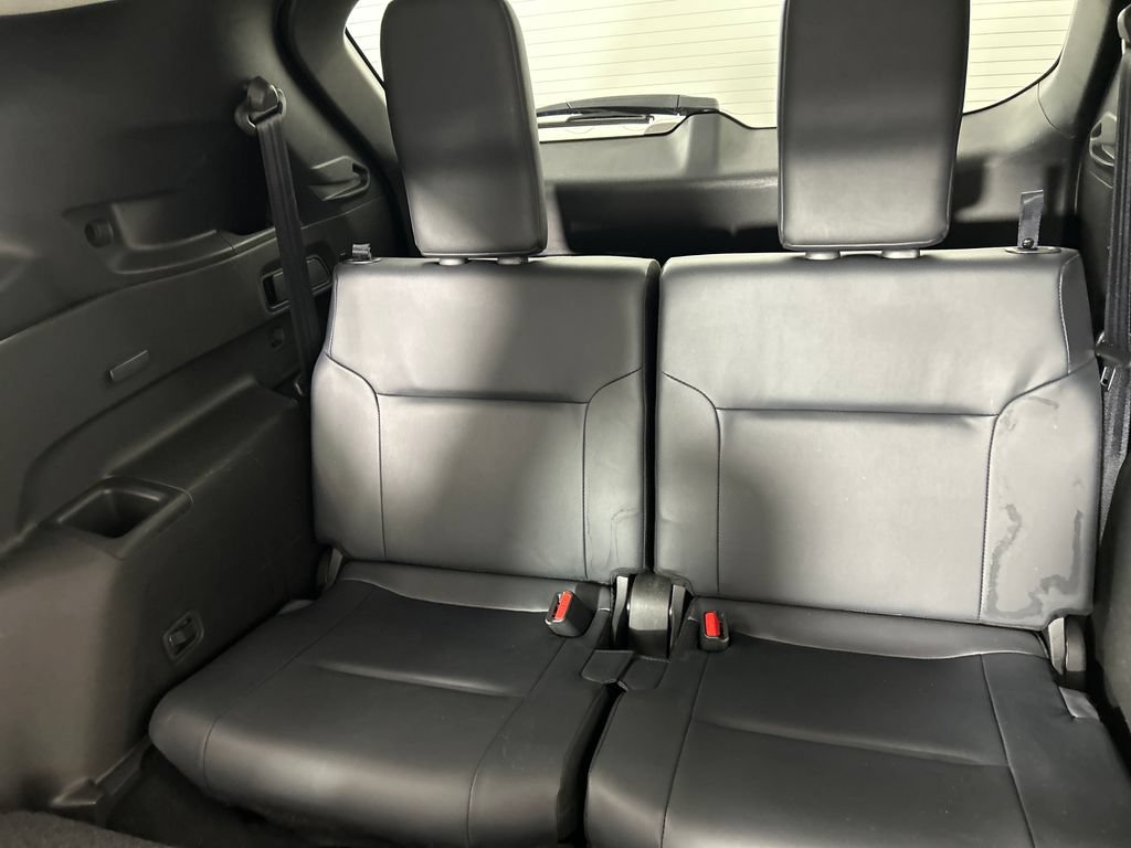 Used 2025 Mitsubishi Outlander SE AWD/4WD image 18