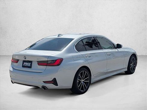 Used 2019 BMW 330i Sedan w/ Convenience Package RWD image 5