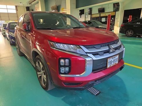 Used 2026 Mitsubishi Outlander Sport ES AWD/4WD image 2
