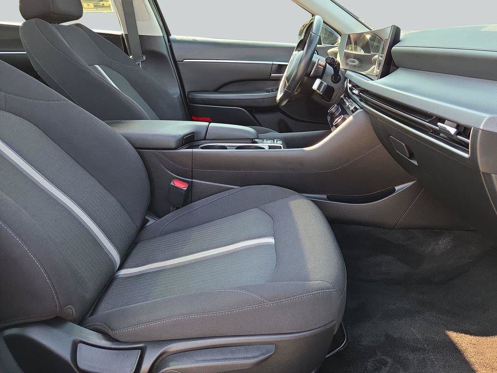 Used 2024 Hyundai Sonata SEL w/ Convenience Package FWD image 39
