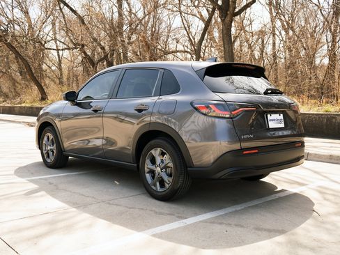 Used 2026 Honda HR-V LX image 7