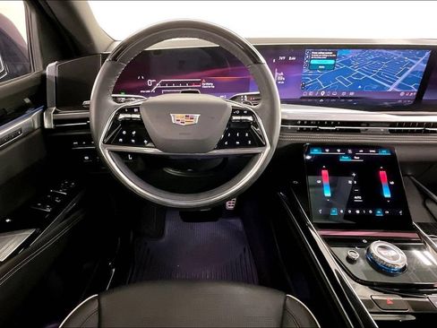 Used 2025 Cadillac Escalade Sport AWD/4WD image 6