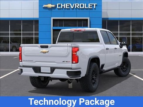 New 2026 Chevrolet Silverado 2500 ZR2 AWD/4WD image 5