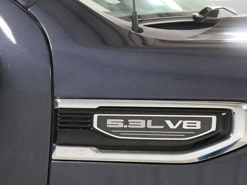 Used 2022 GMC Sierra 1500 SLT w/ SLT Convenience Package image 32