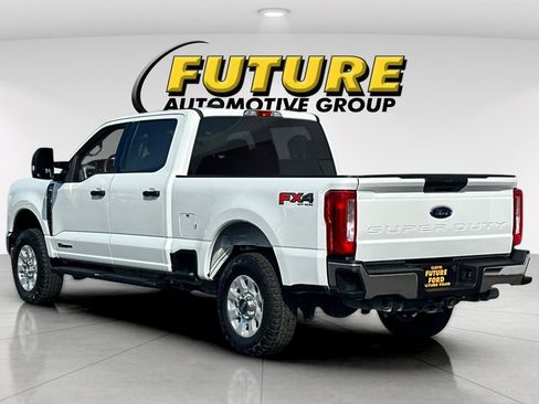 Certified 2024 Ford F250 XLT w/ FX4 Off-Road Package image 5