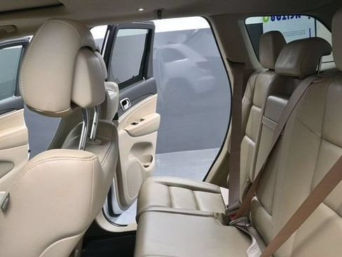 Used 2021 Jeep Grand Cherokee Limited AWD/4WD image 18