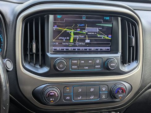 Used 2018 GMC Canyon Denali AWD/4WD image 12