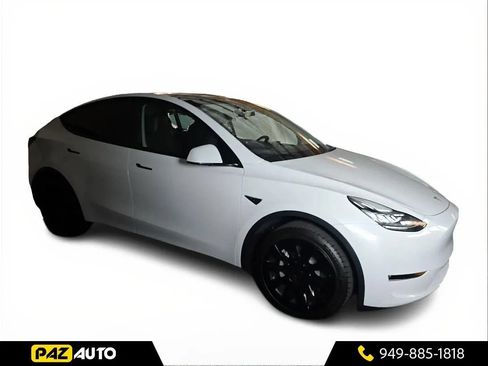 Used 2023 Tesla Model Y Long Range AWD/4WD image 7