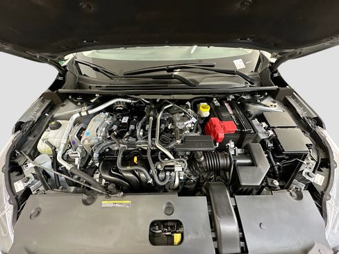 Used 2024 Nissan Sentra SV image 33