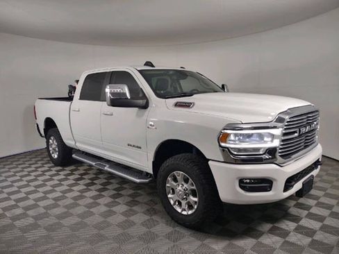 Used 2023 RAM 2500 Laramie AWD/4WD image 8