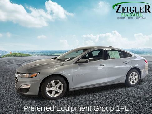 Used 2023 Chevrolet Malibu LS w/ Driver Confidence Package image 2