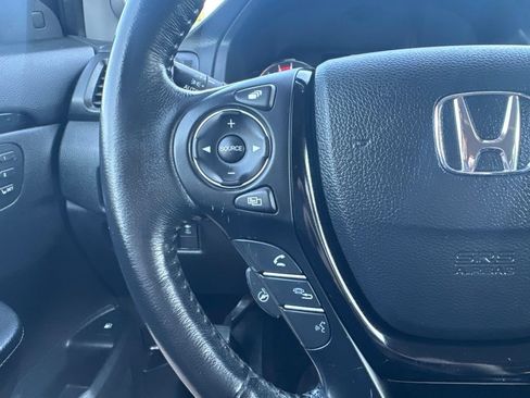 Certified 2017 Honda Ridgeline RTL-E image 28