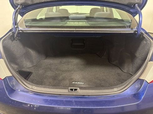 Used 2011 Toyota Camry SE w/ Fleet Convenience Pkg image 20