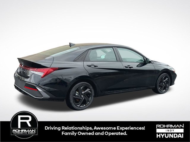 New 2026 Hyundai Elantra SEL FWD image 9